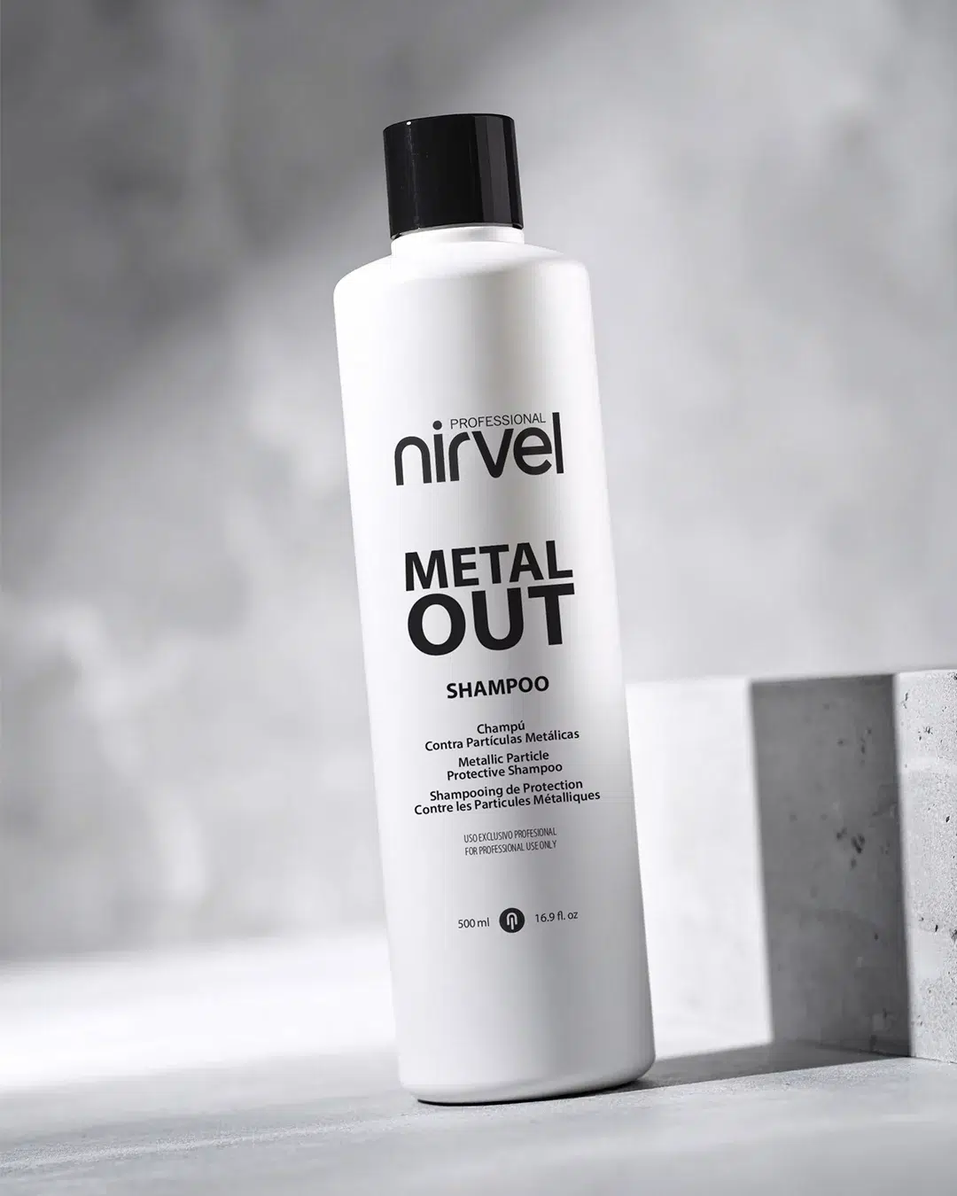 metal out 02 1 CHAMPU METAL OUT 500ML NIRVEL - Imagen 2